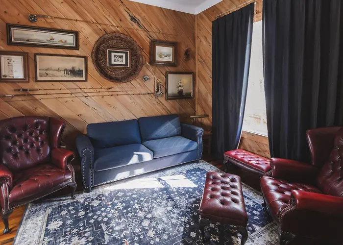Apartment The Gilded Lady - The Cypress *
