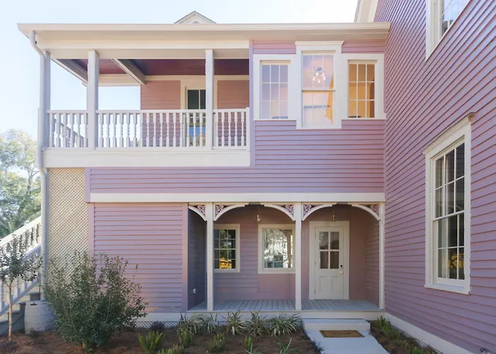 The Gilded Lady - The Cypress Apartment *